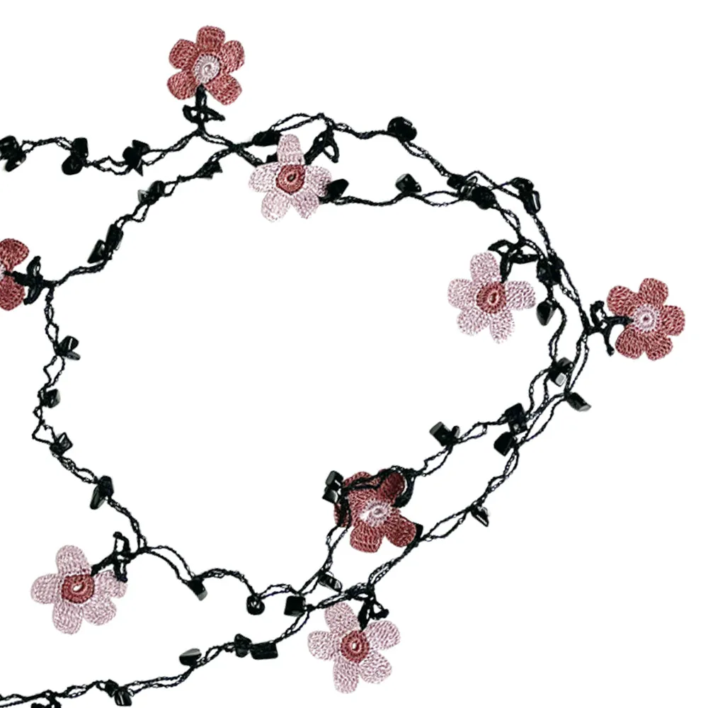 Oya Daisy crocheted lace necklace