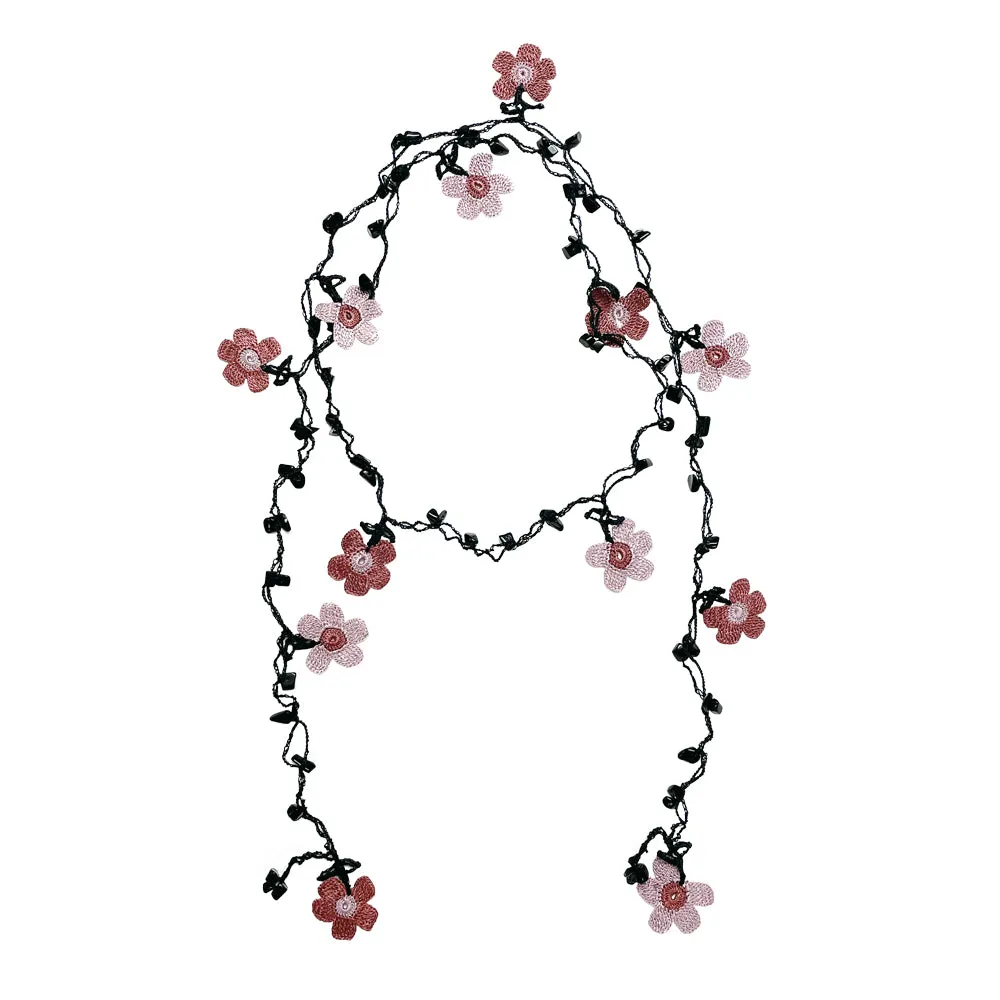 Oya Daisy crocheted lace necklace