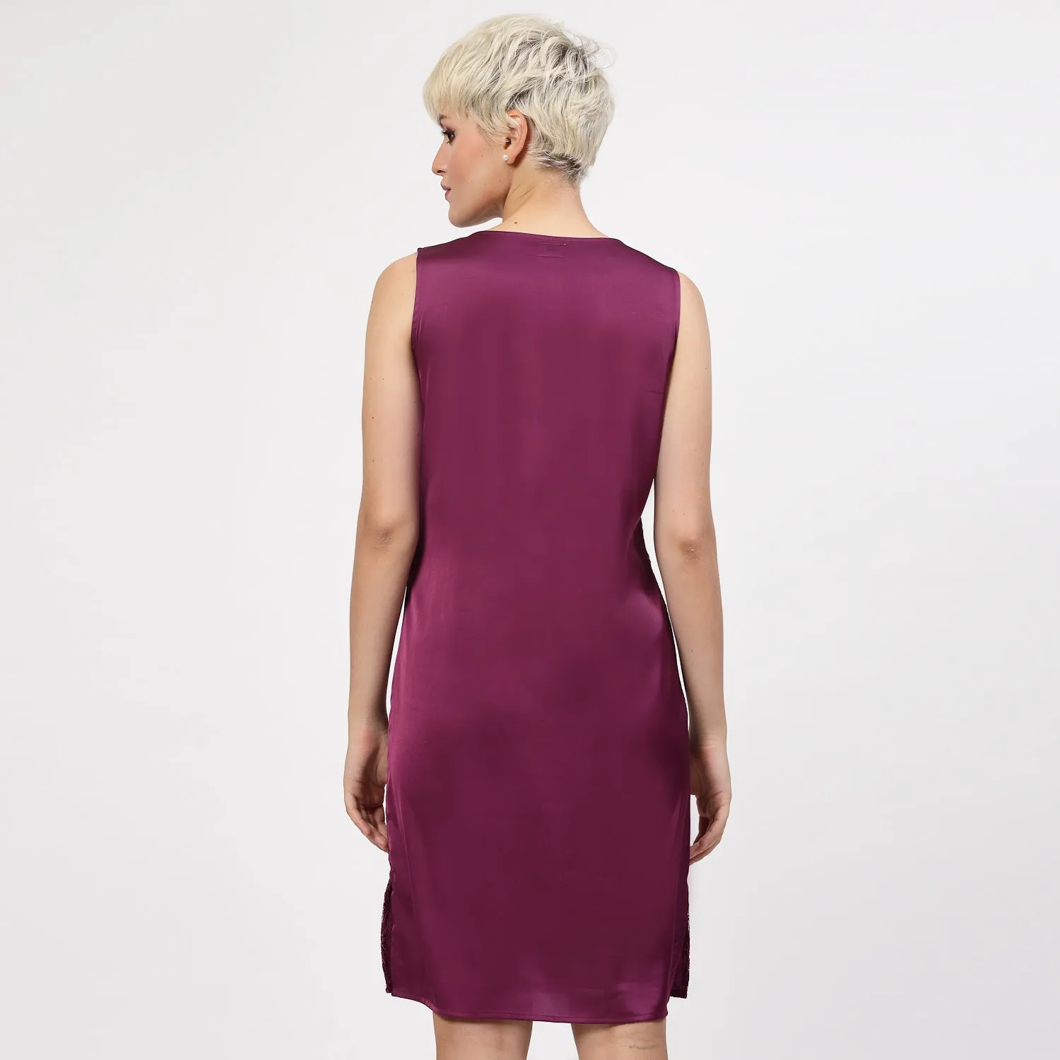Purple Sleeveless Dress With Lace Fabric