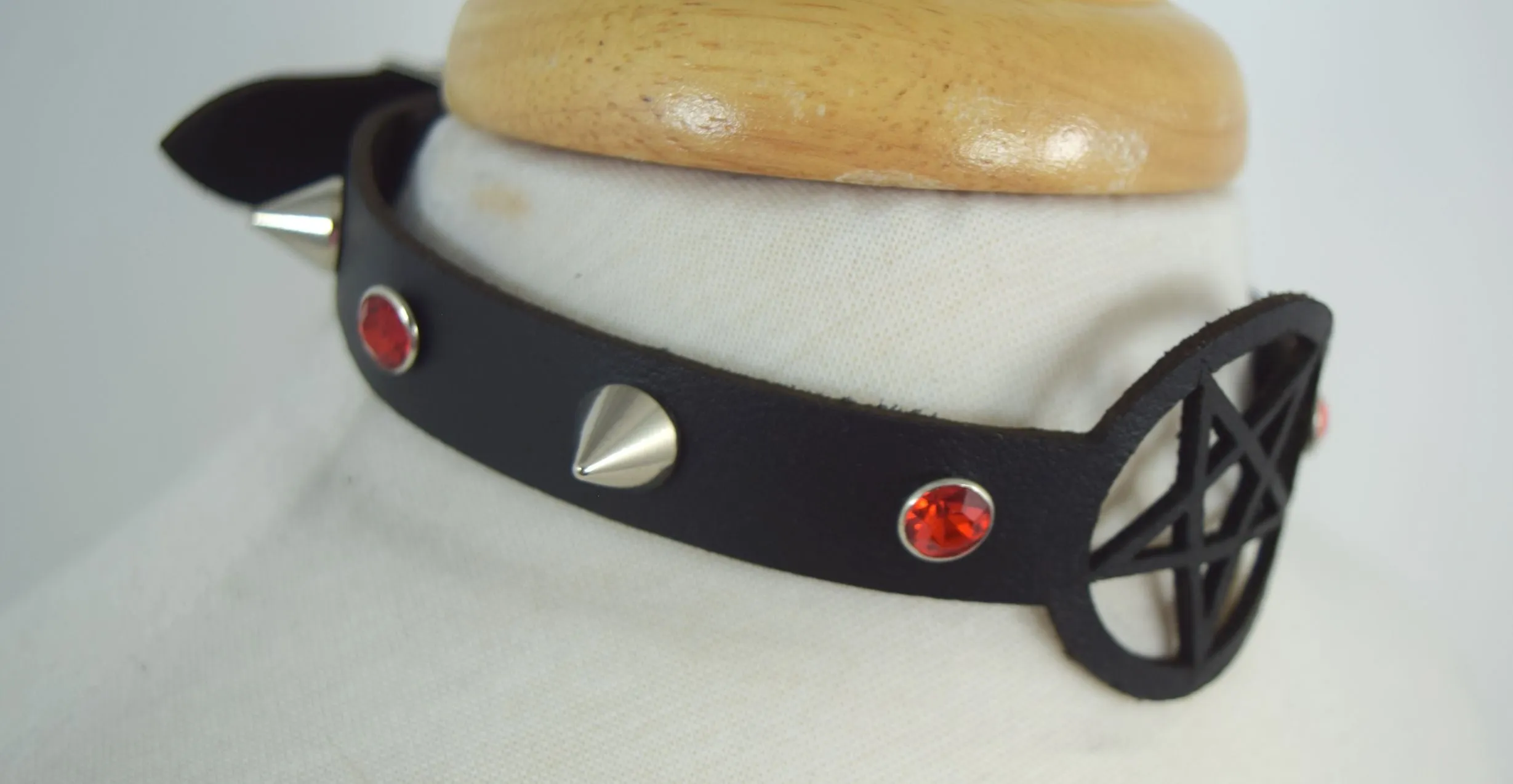 Skelapparel Gothic Witch Wicca Black Leather Pentagram Laser Cut Choker with red crystal and Spiked Necklace